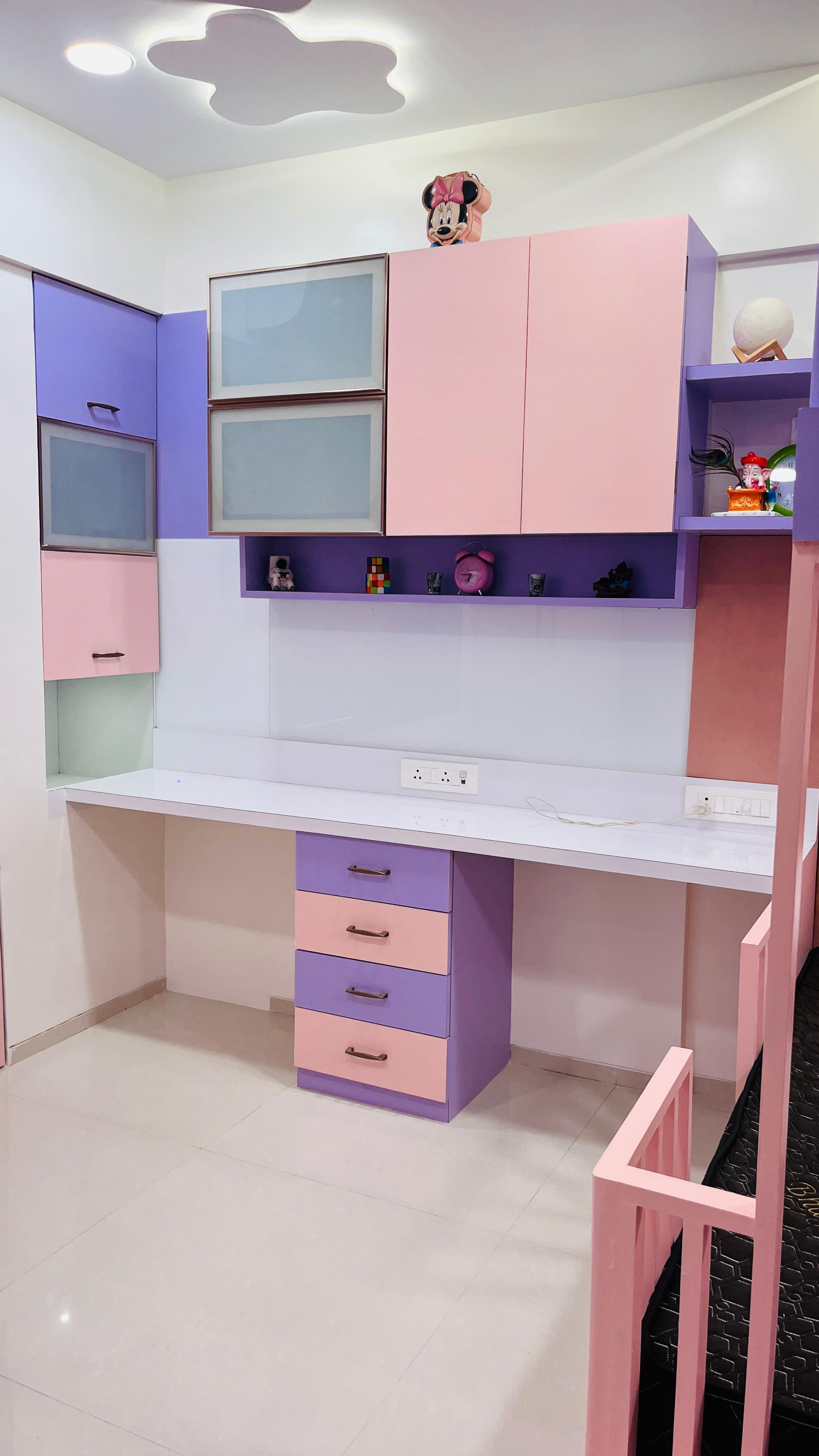 2 BHK at BT Kawade Road, Hadapsar - Image 3